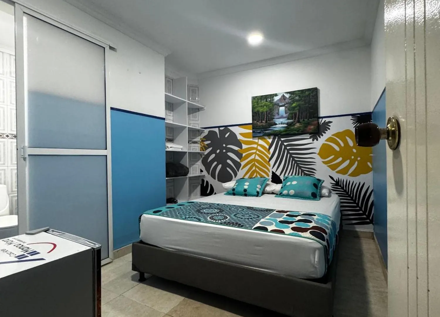 **  Casa Hotel Manco Mora Medellin Colombia