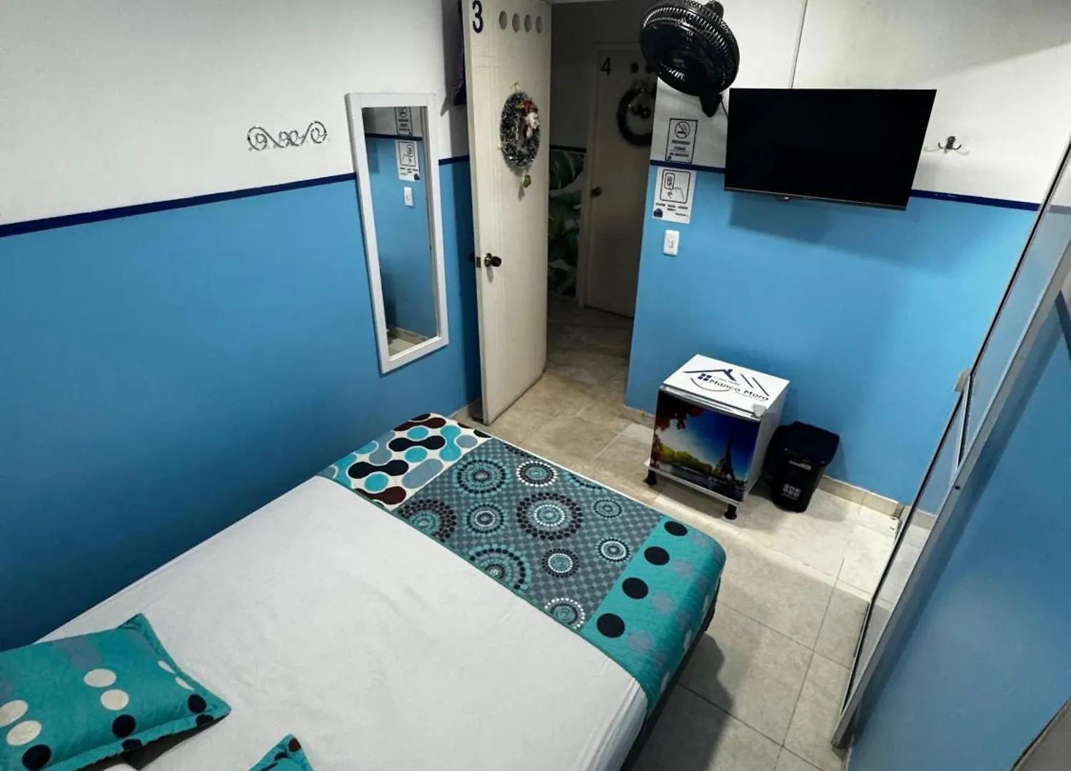 Casa Hotel Manco Mora Medellin 2*,