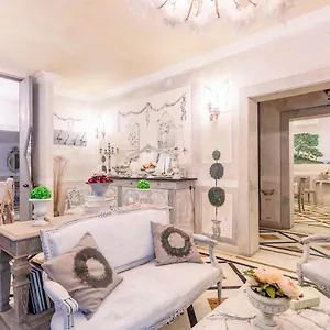 hotel-luciana-marina-di-massa.it-tuscanyhotel.com/